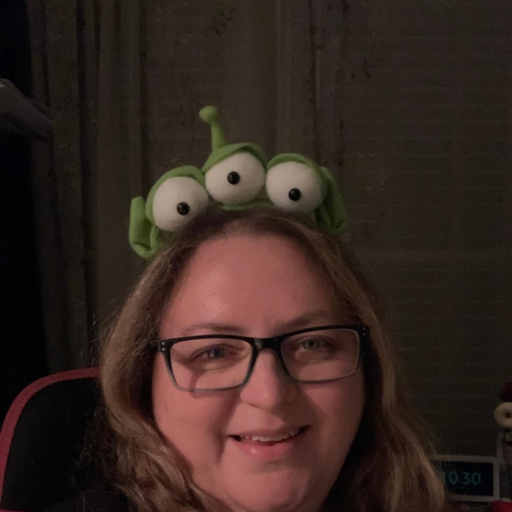 Meet your Posher, Angela